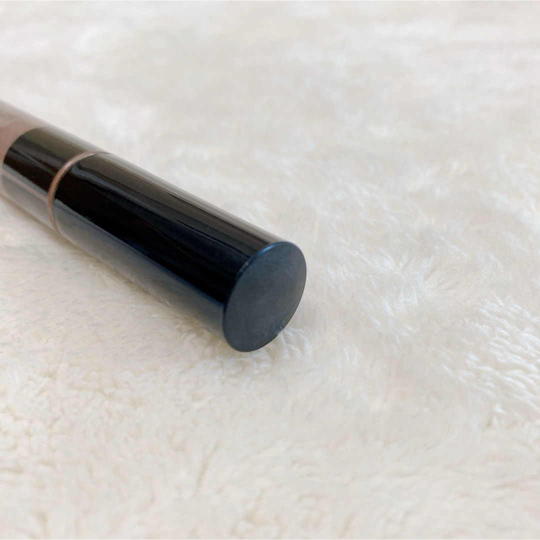 RIMMEL(リンメル)の極美品 リンメル プロフェッショナル 3Dブロウ マスカラ003アッシュブラウン コスメ/美容のベースメイク/化粧品(眉マスカラ)の商品写真