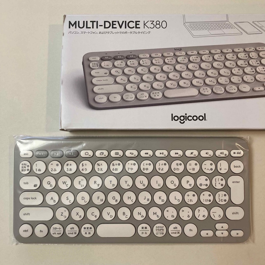 Logicool(ロジクール)の新品　未開封　ロジクール　ワイヤレス　グレージュ　未使用品　美品 スマホ/家電/カメラのPC/タブレット(PC周辺機器)の商品写真