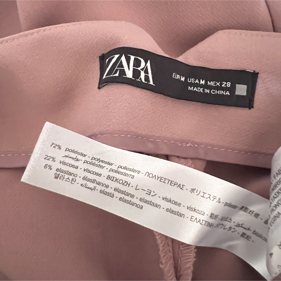 ZARA(ザラ)のZARA ♡テーパードパンツ レディースのパンツ(カジュアルパンツ)の商品写真