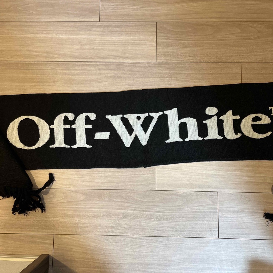 OFF-WHITE(オフホワイト)のオフホワイト　マフラー レディースのファッション小物(マフラー/ショール)の商品写真