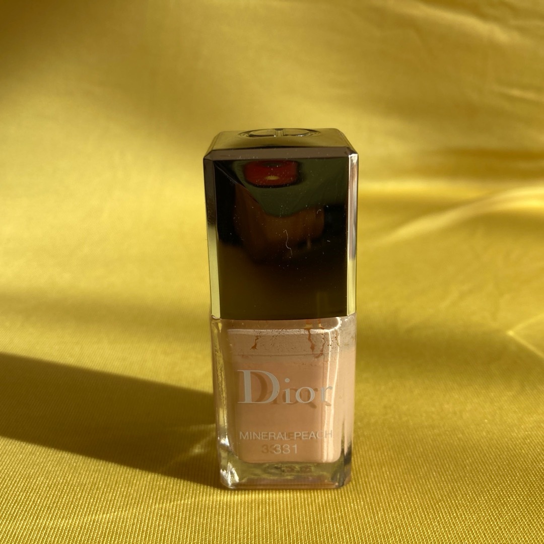 Dior(ディオール)のDior 331 ミネラル ピーチ コスメ/美容のネイル(マニキュア)の商品写真