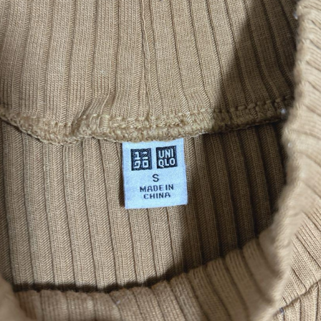 UNIQLO(ユニクロ)のUNIQLO リブハイネックT サイズS 長袖 レディースのトップス(カットソー(長袖/七分))の商品写真