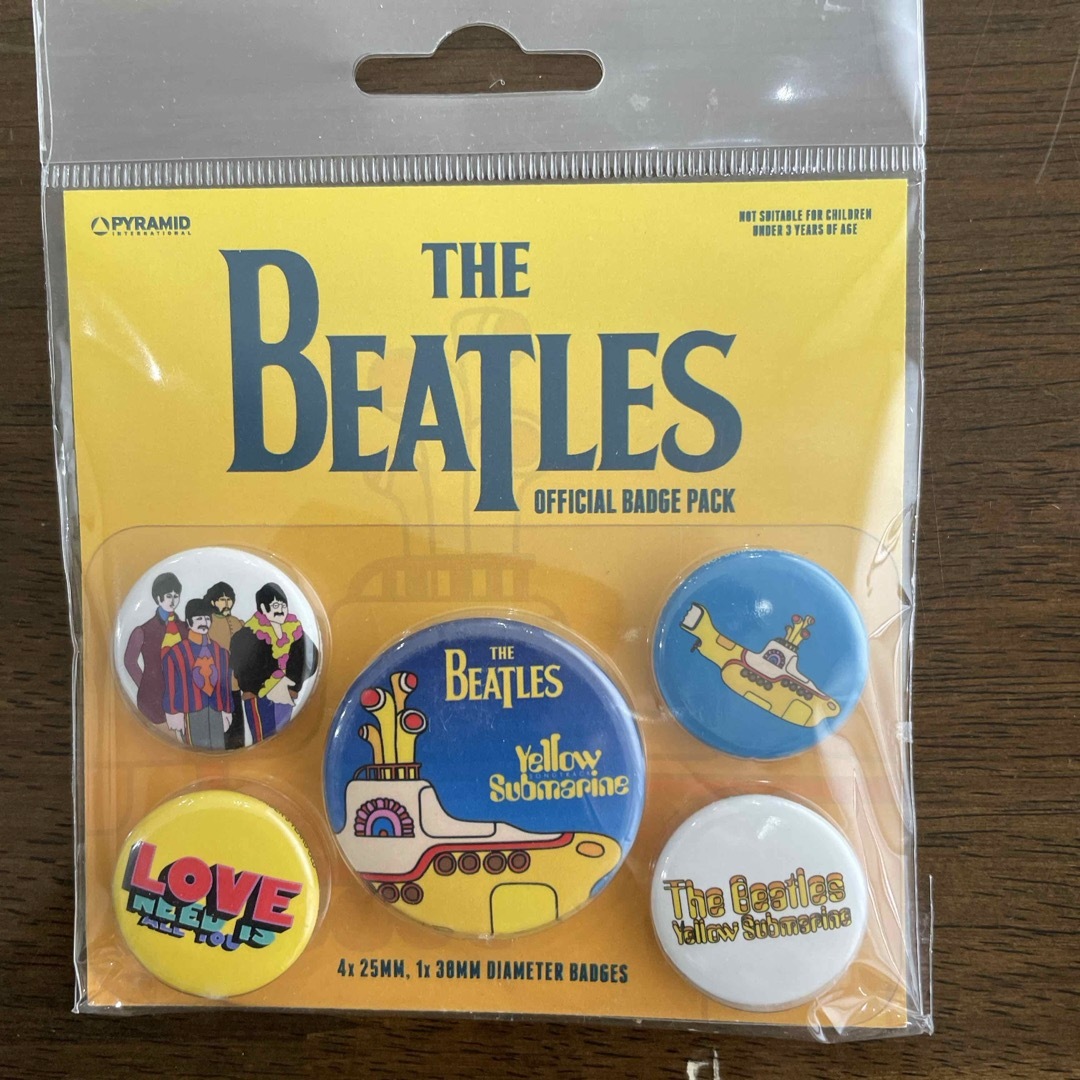 THE BEATLES(ビートルズ)のビートルズ　ピンバッチ エンタメ/ホビーのアニメグッズ(バッジ/ピンバッジ)の商品写真