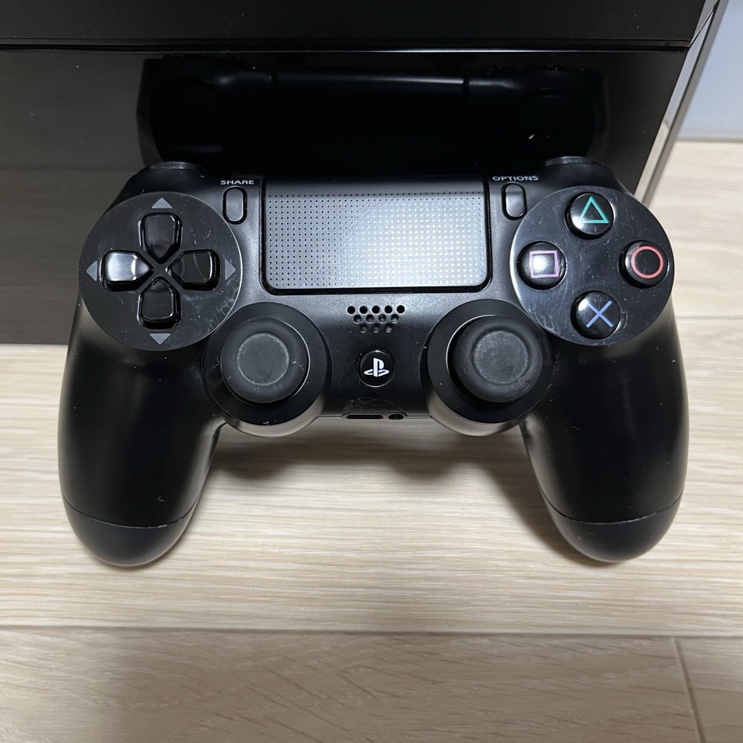 PlayStation4(プレイステーション4)のPS4 プレイステーション4 500GB ブラック エンタメ/ホビーのゲームソフト/ゲーム機本体(家庭用ゲーム機本体)の商品写真