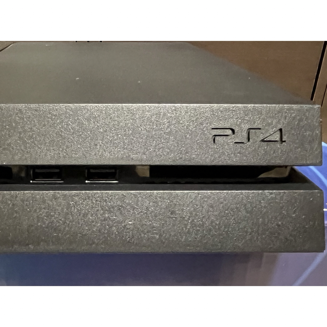 PlayStation4(プレイステーション4)のPS4 プレイステーション4 500GB ブラック エンタメ/ホビーのゲームソフト/ゲーム機本体(家庭用ゲーム機本体)の商品写真