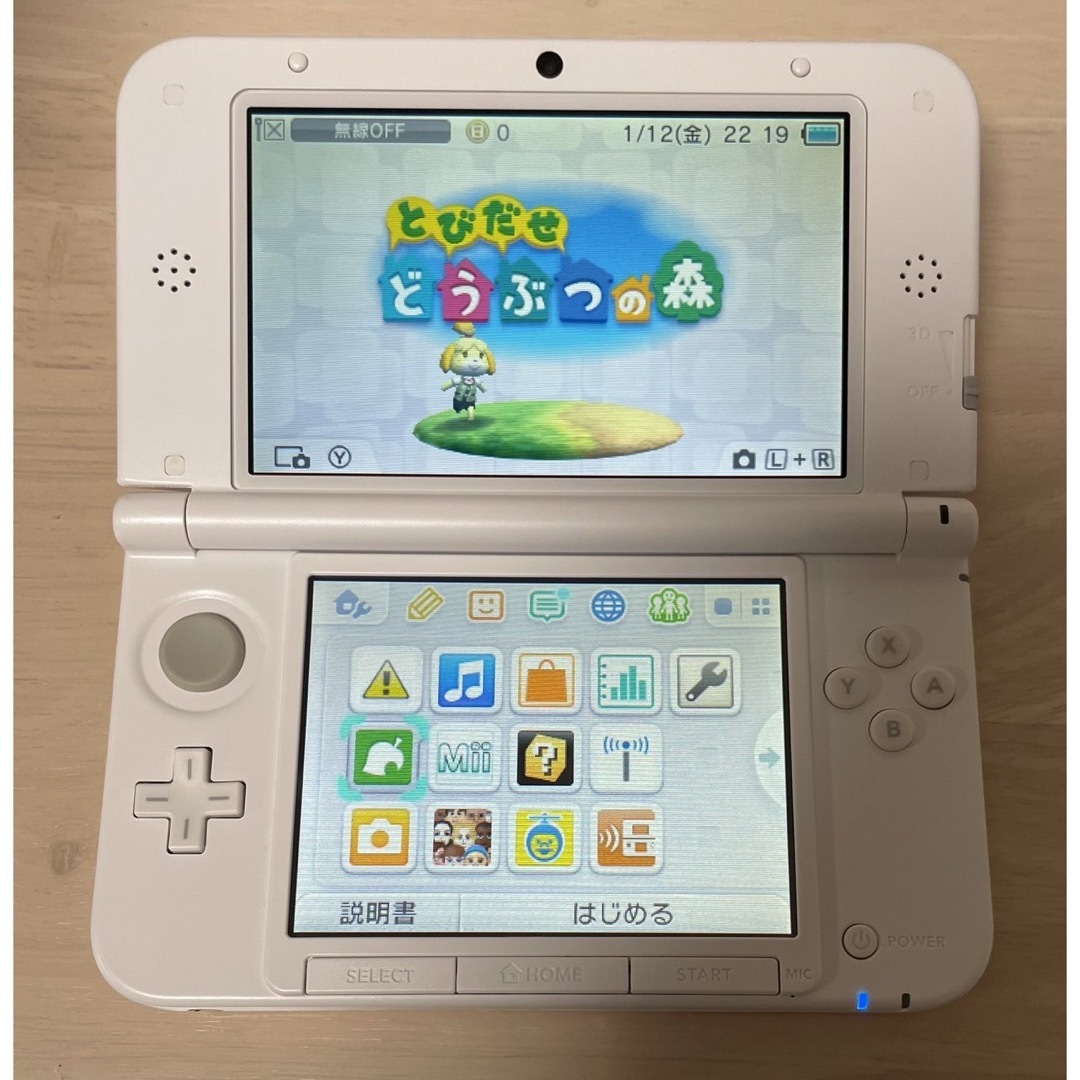 【極美品】ニンテンドー3DS LL ピンクXホワイト 本体 タッチペン付き エンタメ/ホビーのゲームソフト/ゲーム機本体(携帯用ゲーム機本体)の商品写真