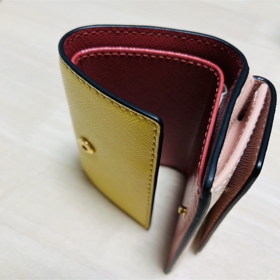 MARC JACOBS(マークジェイコブス)の【新品】マークジェイコブス　ミニ財布 レディースのファッション小物(財布)の商品写真