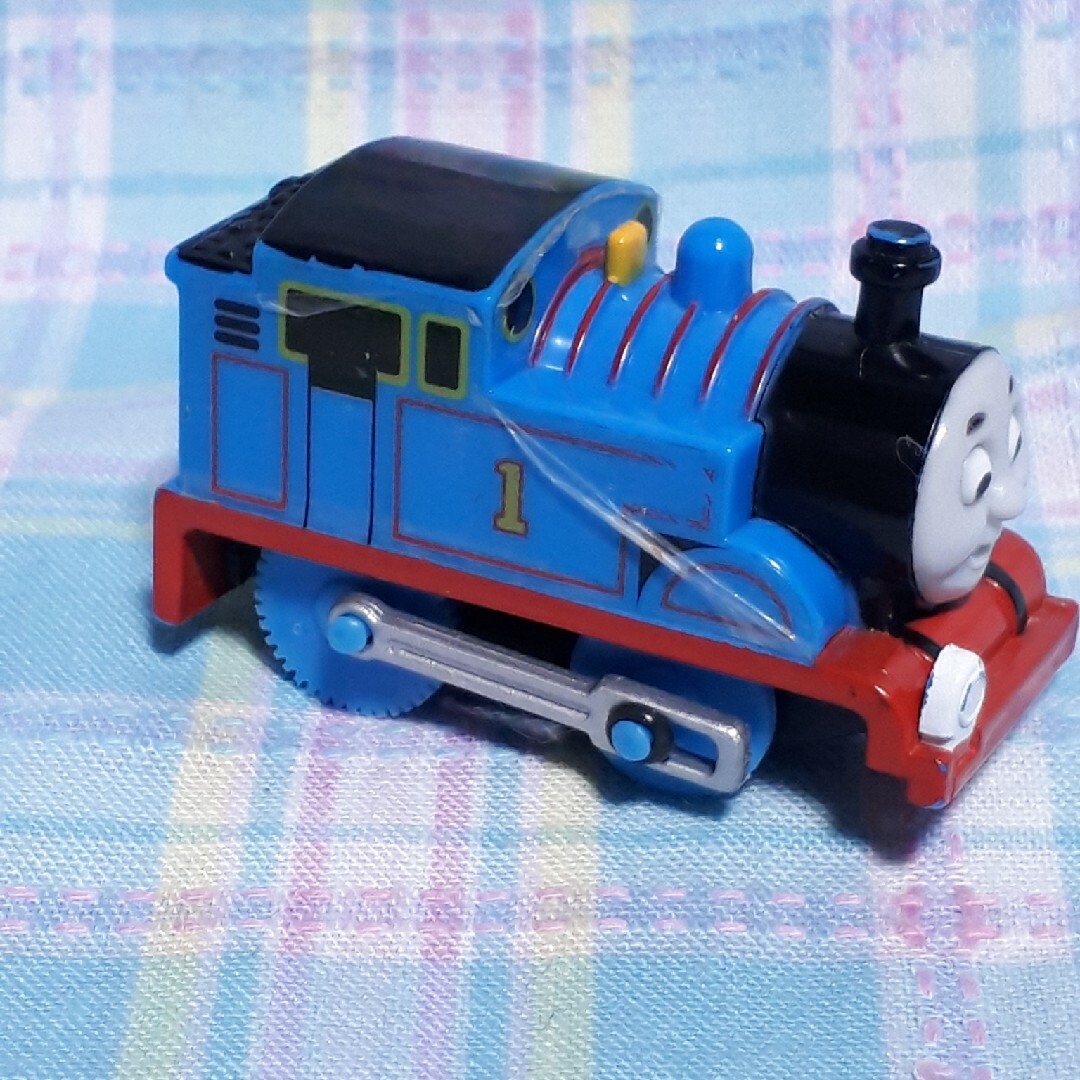 THOMAS(トーマス)のカプセルプラレール機関車トーマス　ぜんまい式 キッズ/ベビー/マタニティのおもちゃ(電車のおもちゃ/車)の商品写真