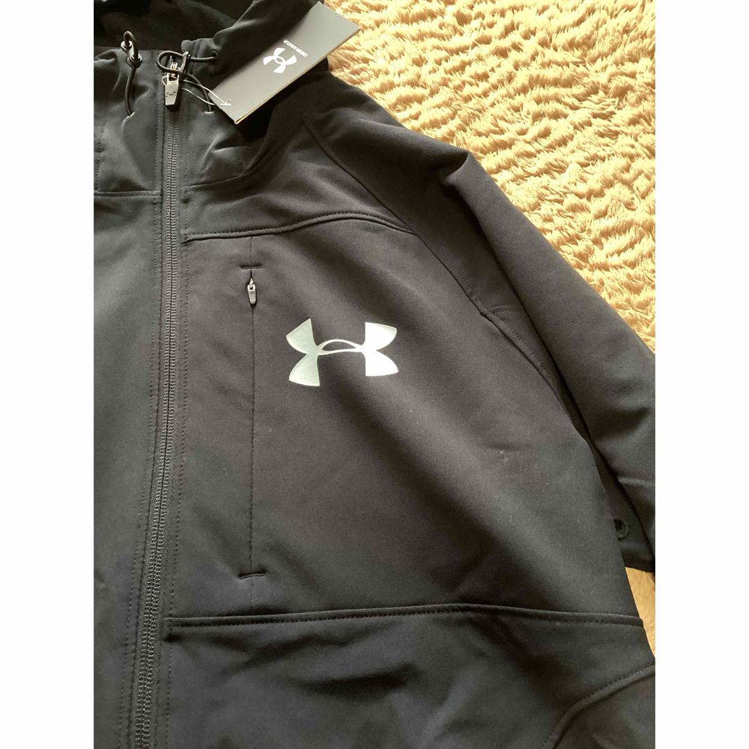 UNDER ARMOUR(アンダーアーマー)の新品アンダーアーマーSTORM撥水加工メンズSM スポーツ/アウトドアのランニング(ウェア)の商品写真