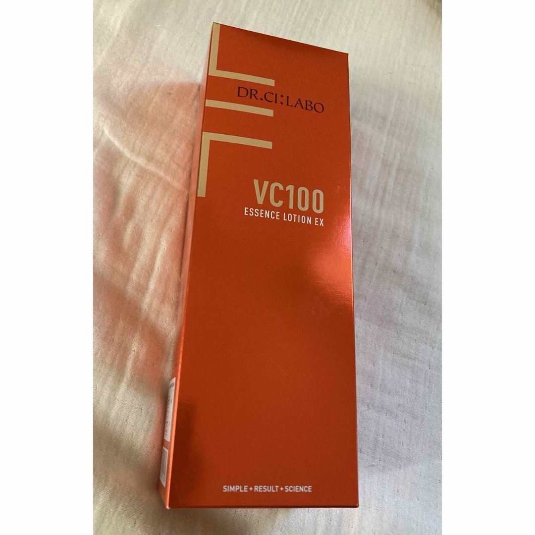Dr.Ci Labo(ドクターシーラボ)のドクターシーラボ VC100エッセンスローションEXR 285mL コスメ/美容のスキンケア/基礎化粧品(化粧水/ローション)の商品写真