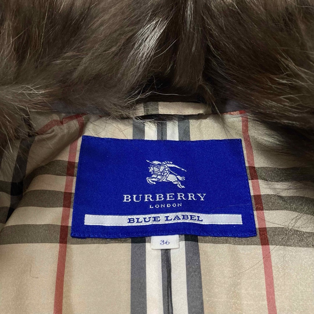 BURBERRY BLUE LABEL(バーバリーブルーレーベル)のバーバリーブルーレーベル BURBERRY コート ロング フォックスファー S レディースのジャケット/アウター(ロングコート)の商品写真