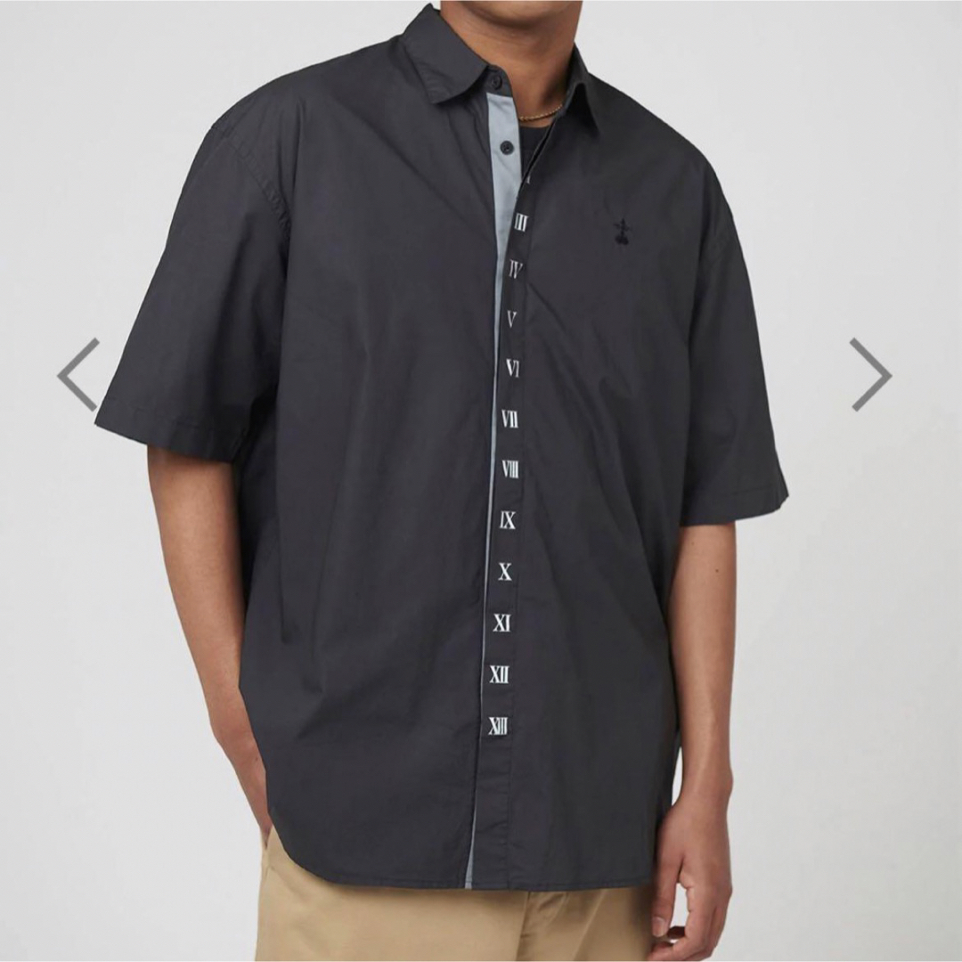 Design Tshirts Store graniph(グラニフ)の【新品未開封】グラニフ キングダムハーツ  コラボ 13機関 半袖　シャツ メンズのトップス(Tシャツ/カットソー(半袖/袖なし))の商品写真