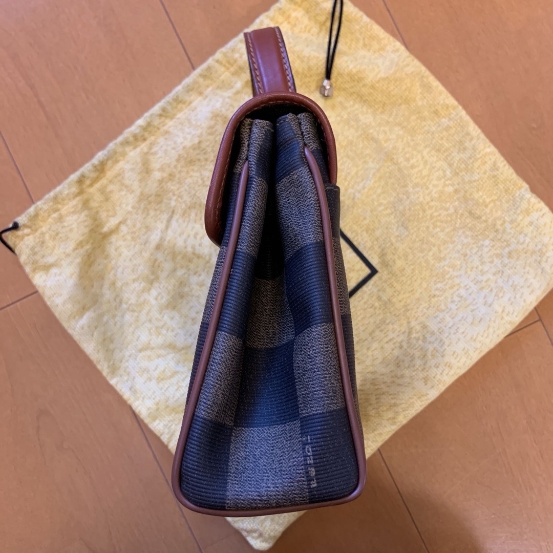FENDI(フェンディ)のエービさん専用 美品 FENDI バック 希少 80〜90年代 ペカン柄 レディースのバッグ(ハンドバッグ)の商品写真