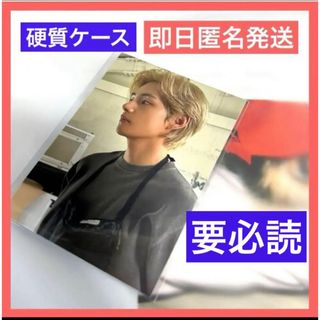 ボウダンショウネンダン(防弾少年団(BTS))のBTS V Layover Tシャツ付属トレカ　新品未開封　公式　硬質ケース　(アイドルグッズ)