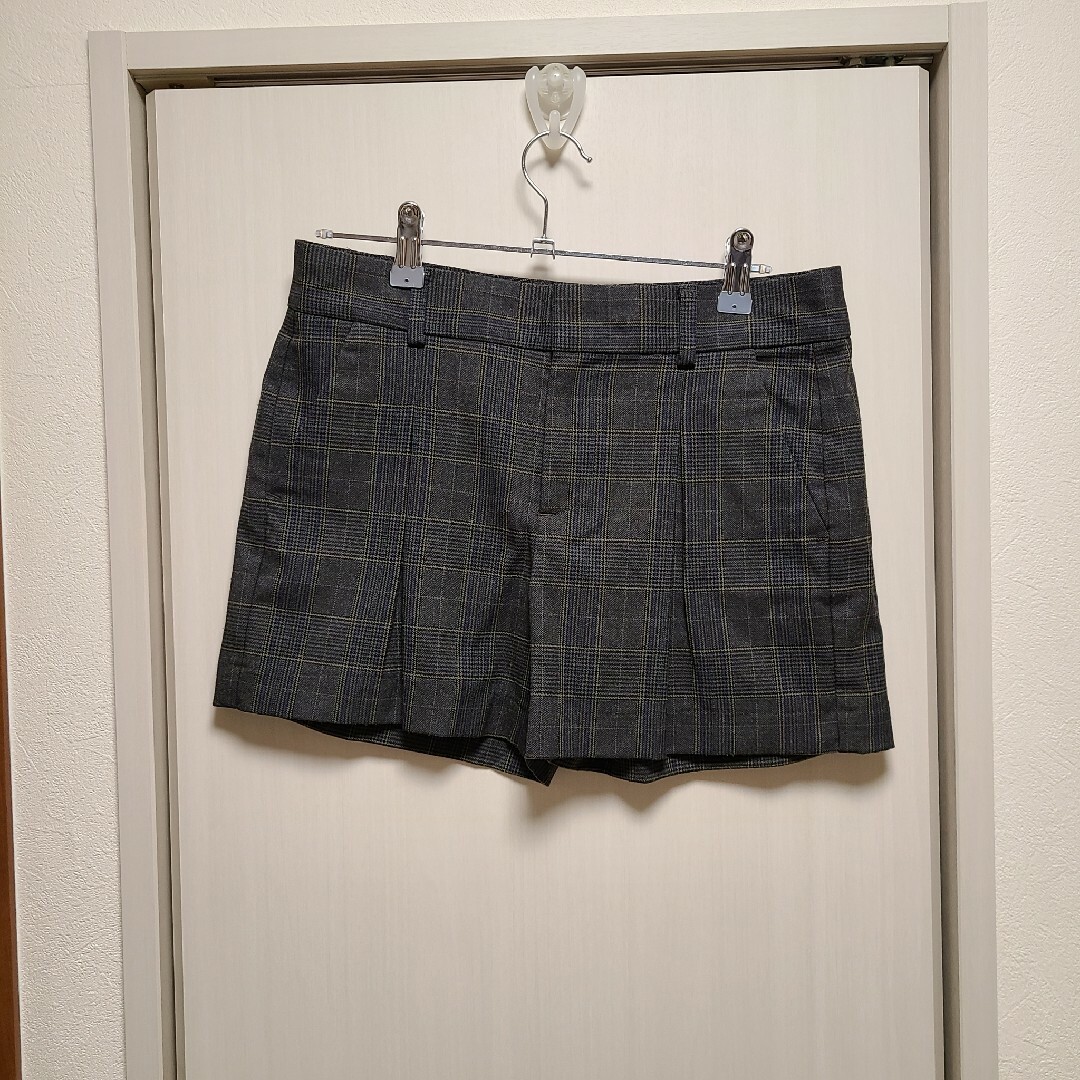 GAP(ギャップ)のGap　グレー　チェック　ショートパンツ　サイズ1 レディースのパンツ(ショートパンツ)の商品写真