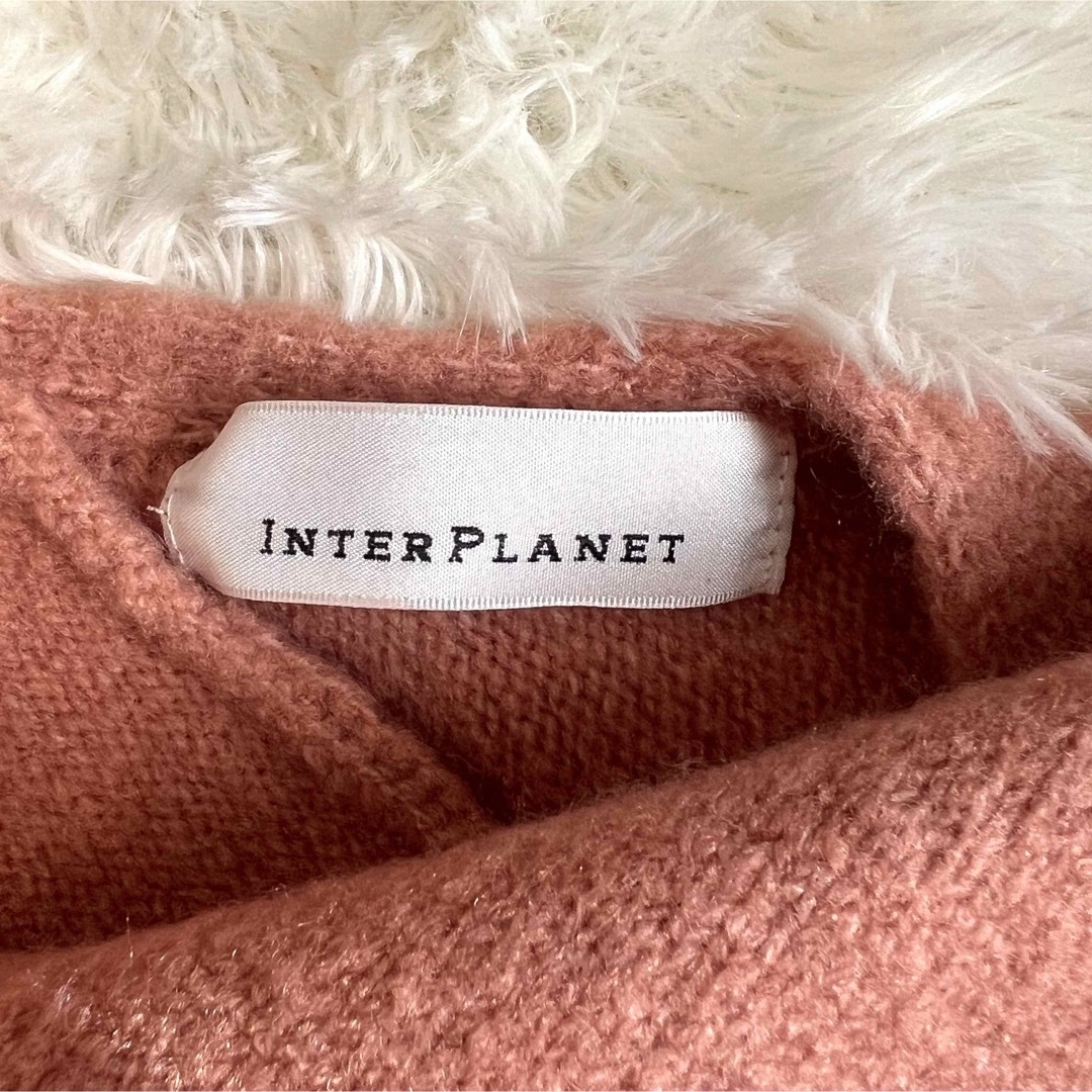 INTERPLANET(インタープラネット)のインタープラネット Ｖネックニットワンピース Mサイズ ピンク 美品 レディースのワンピース(ひざ丈ワンピース)の商品写真