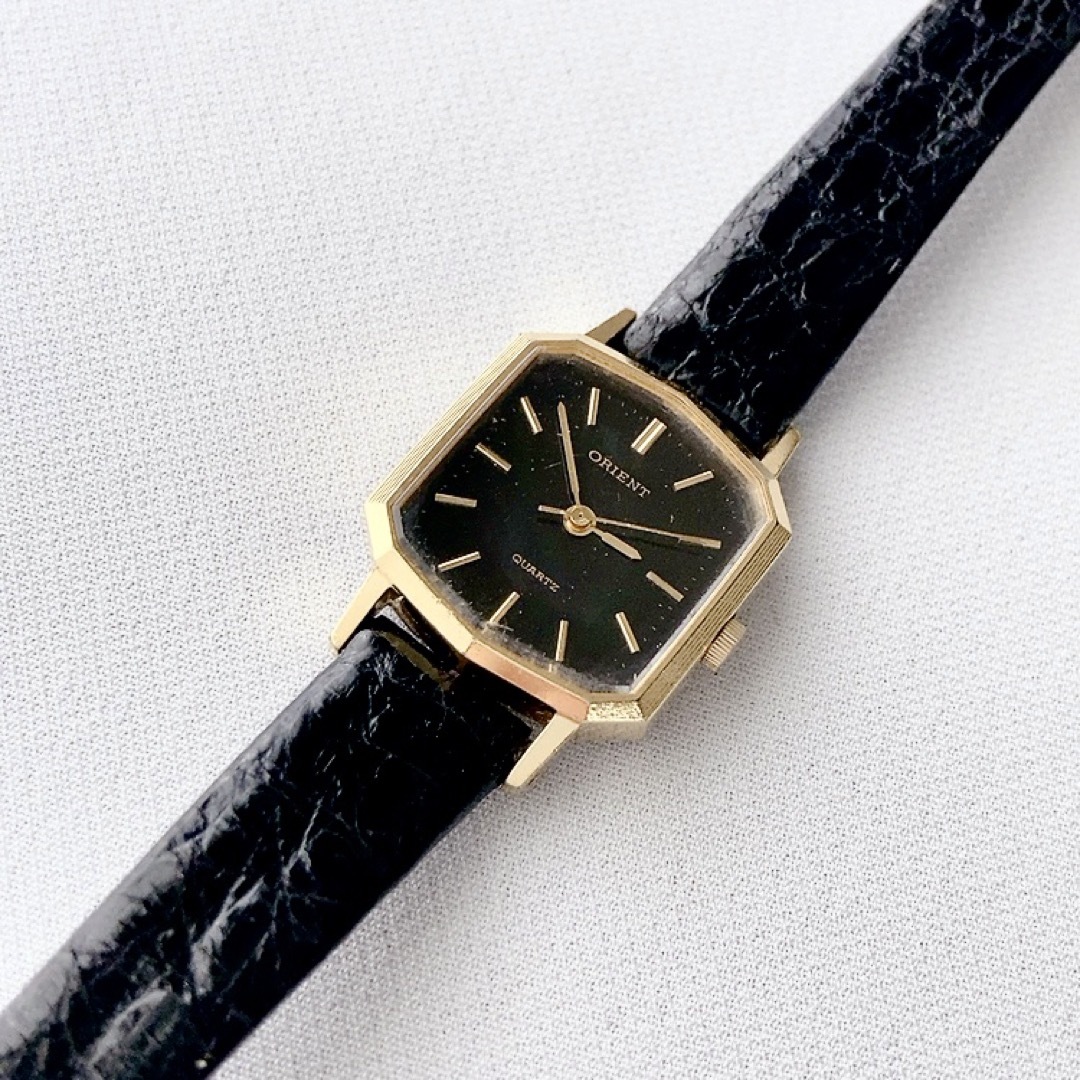 ORIENT(オリエント)のORIENT 黒文字盤　レディースクォーツ腕時計　稼動品 レディースのファッション小物(腕時計)の商品写真