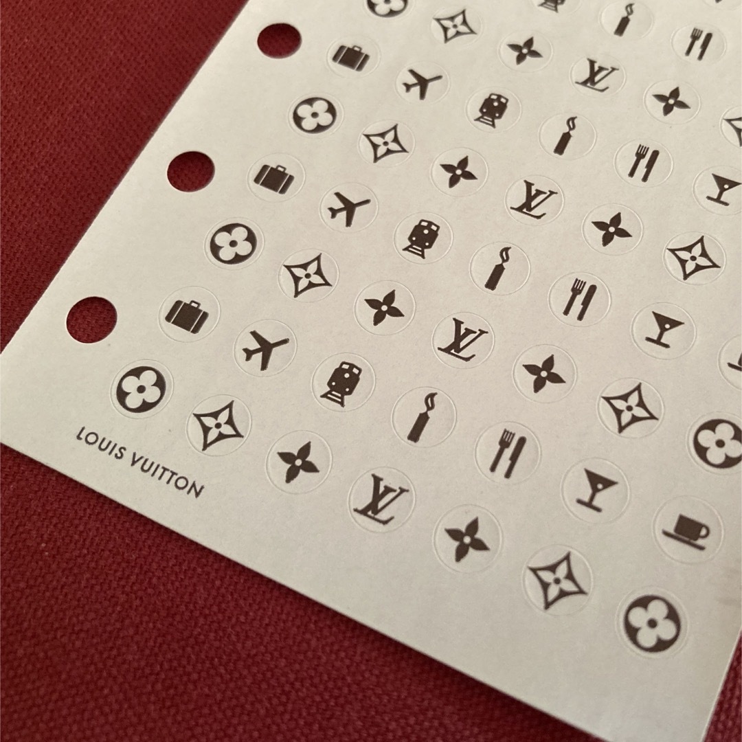 LOUIS VUITTON - ルイヴィトン シールの通販 by ピエトラ|ルイ LOUIS VUITTON - ルイヴィトン シールの通販 by ピエトラ|ルイ