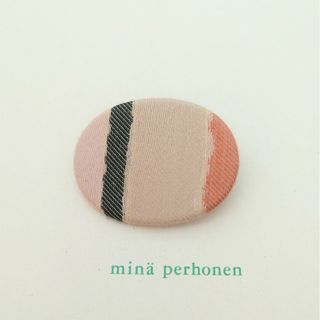 ミナペルホネン(mina perhonen)のミナペルホネン サンキューベリーバッジ ②(ブローチ/コサージュ)