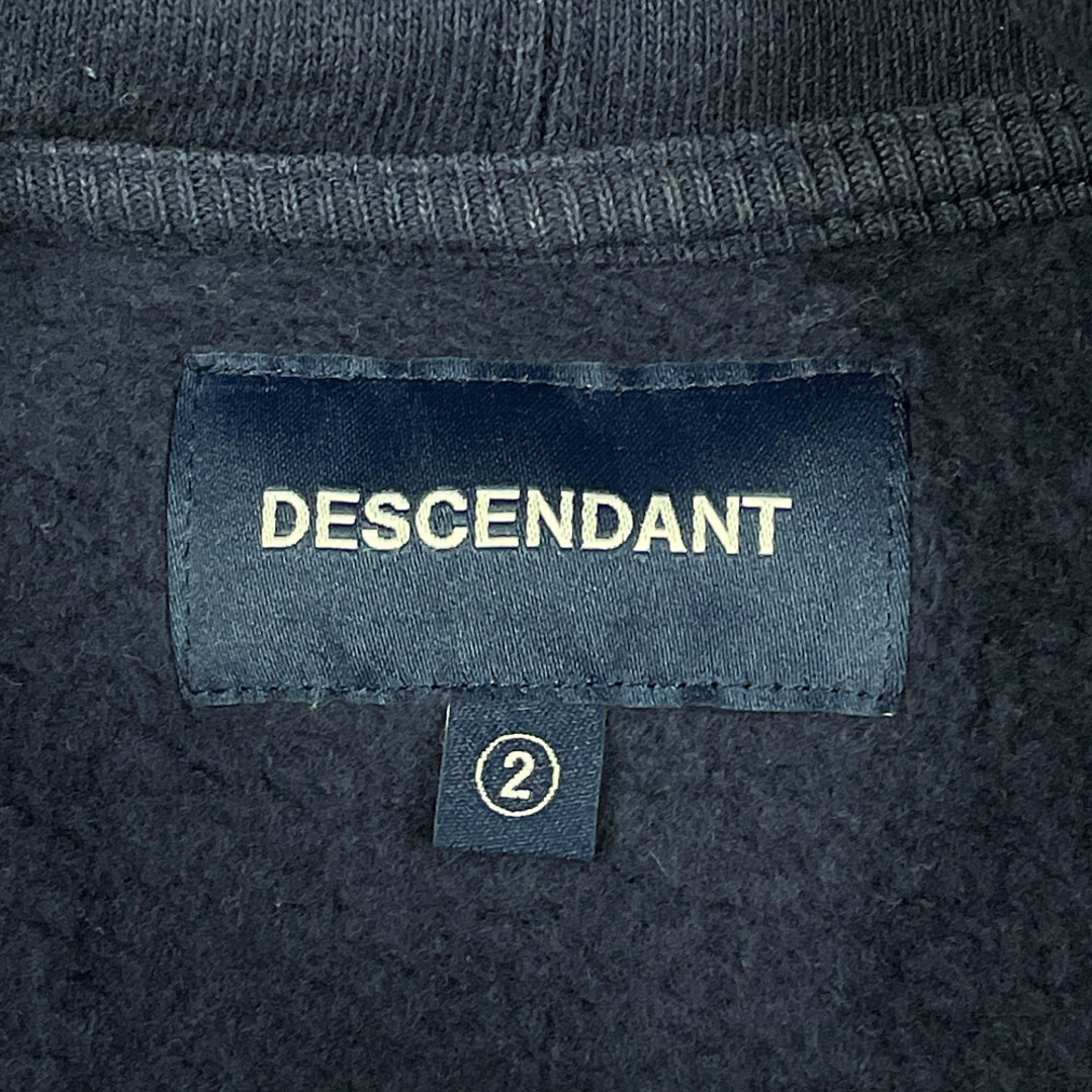 DESCENDANT(ディセンダント)のDESCENDANT ディセンダント 右袖ロゴ プリント スウェット パーカー ネイビー サイズ 2 正規品 / B4782 メンズのトップス(パーカー)の商品写真