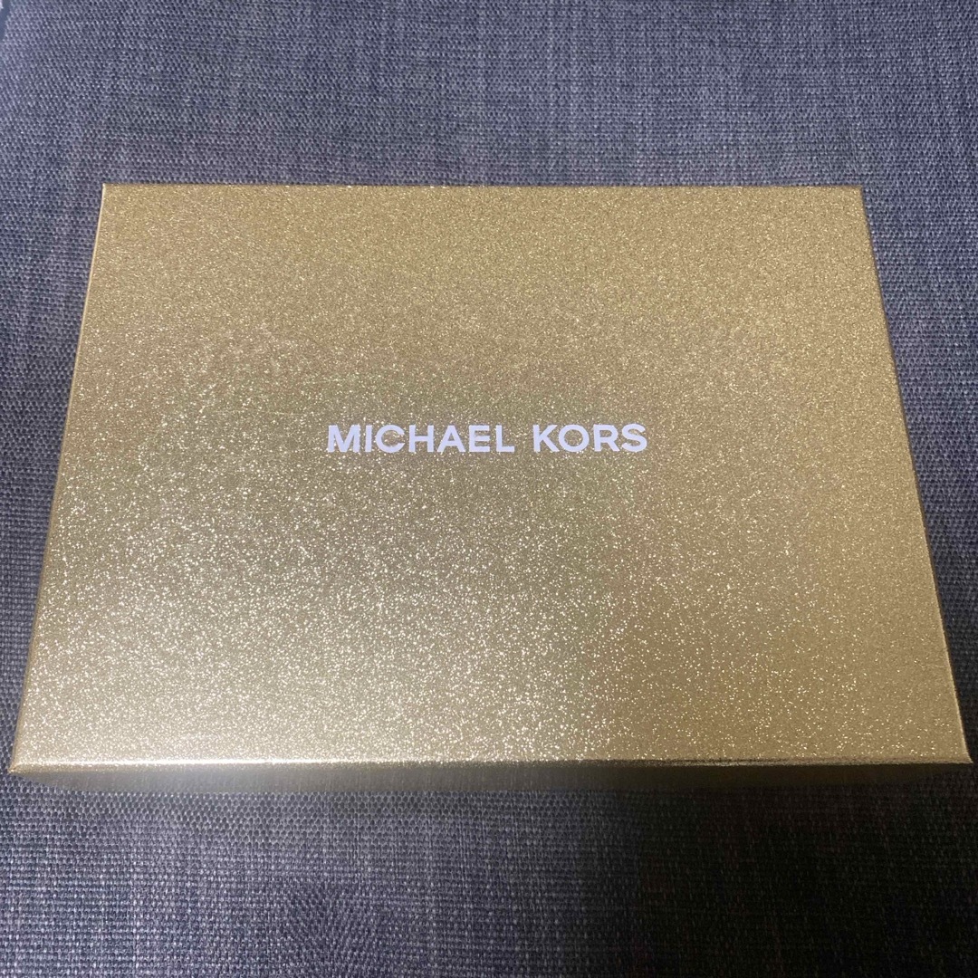 Michael Kors(マイケルコース)のMICHAER KORS 空箱 インテリア/住まい/日用品の収納家具(ケース/ボックス)の商品写真