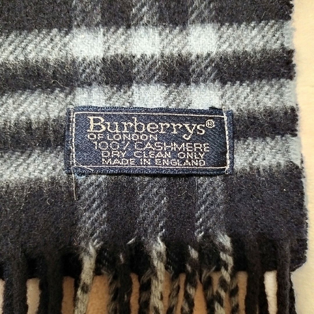 BURBERRY(バーバリー)の【美品】バーバリーマフラー レディースのファッション小物(マフラー/ショール)の商品写真