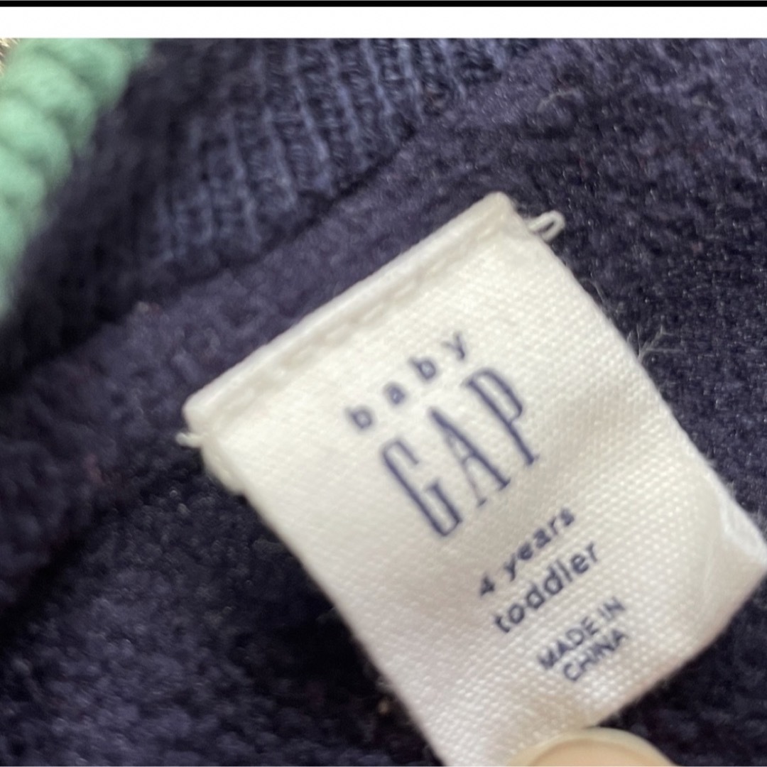 babyGAP(ベビーギャップ)の【GAP】キッズ ロゴ セーター ネイビー キッズ/ベビー/マタニティのキッズ服男の子用(90cm~)(ニット)の商品写真