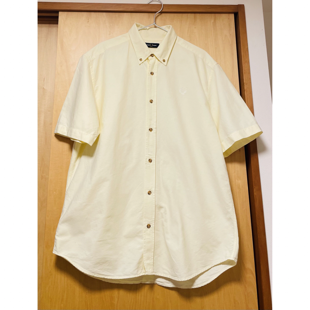 FRED PERRY 半袖シャツLサイズ　M8063メンズ