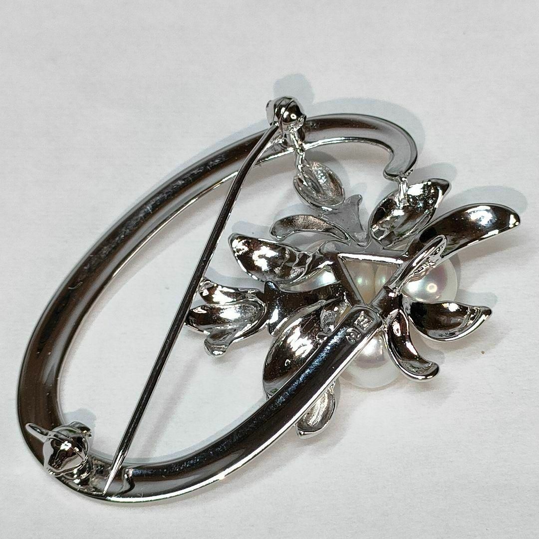 タサキ TASAKI 真珠 ブローチ パール 3粒 シルバー フラワーモチーフ タサキ TASAKI 真珠 ブローチ パール 3粒 シルバー フラワーモチーフ