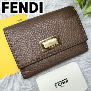 フェンディ(FENDI)のフェンディ ピーカブー 折り財布 インターロック ブラウン FENDI 財布 革(財布)