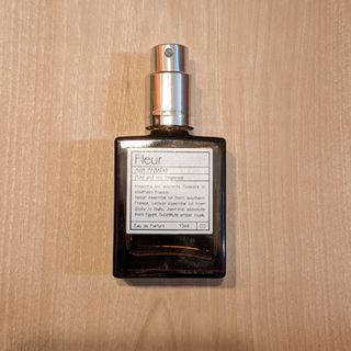 オゥパラディ(AUX PARADIS)のパルファムオゥパラディ フルール 15ml(香水(女性用))