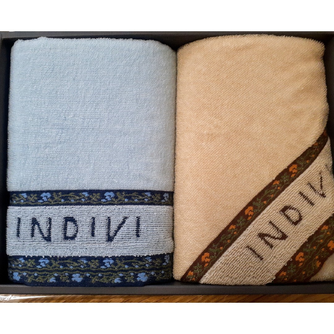 INDIVI(インディヴィ)のINDIVI HOME  フェイスタオル2枚セット　チロリアンフラワー インテリア/住まい/日用品の日用品/生活雑貨/旅行(タオル/バス用品)の商品写真