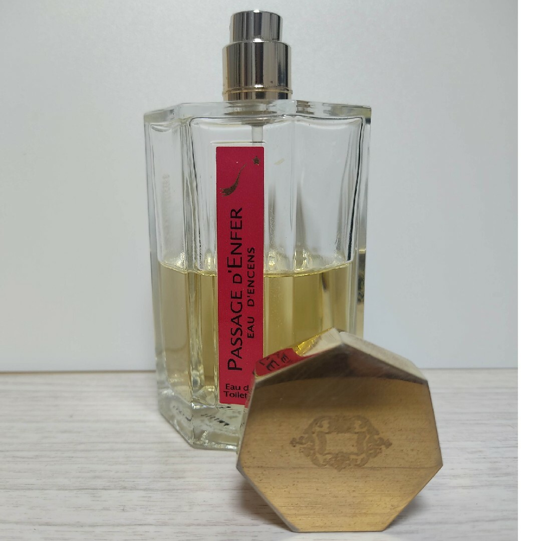 L'Artisan Parfumeur(ラルチザンパフューム)の【Scubon様専用】　ラルチザンパフューム パッサージュ ダンフェ コスメ/美容の香水(香水(女性用))の商品写真