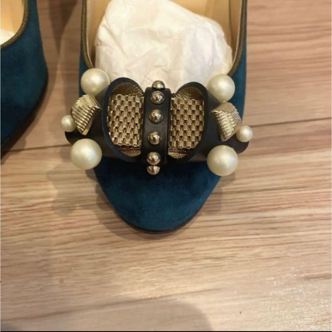 Christian Louboutin(クリスチャンルブタン)の美品　クリスチャンルブタン  パンプス レディースの靴/シューズ(ハイヒール/パンプス)の商品写真