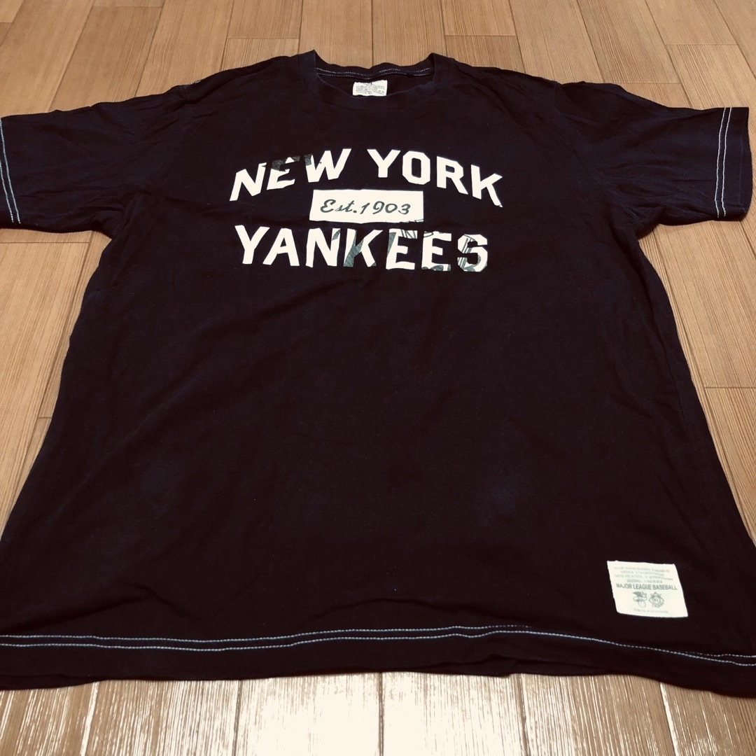 MLB(メジャーリーグベースボール)のニューヨークヤンキース ユニクロ コラボ MLB 半袖TシャツネイビーXL メンズのトップス(Tシャツ/カットソー(半袖/袖なし))の商品写真