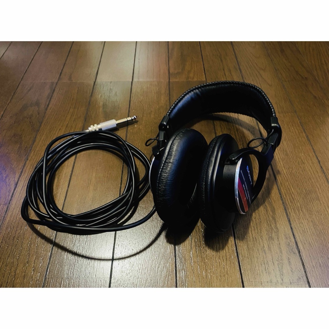 SONY(ソニー)の★良品★ SONY MDR-CD900ST スタジオヘッドホン スマホ/家電/カメラのオーディオ機器(ヘッドフォン/イヤフォン)の商品写真