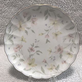 ナルミ(NARUMI)の大皿 プレート ナルミ ボーンチャイナ 金彩 花柄 日本製 盛り皿 カラフル(食器)