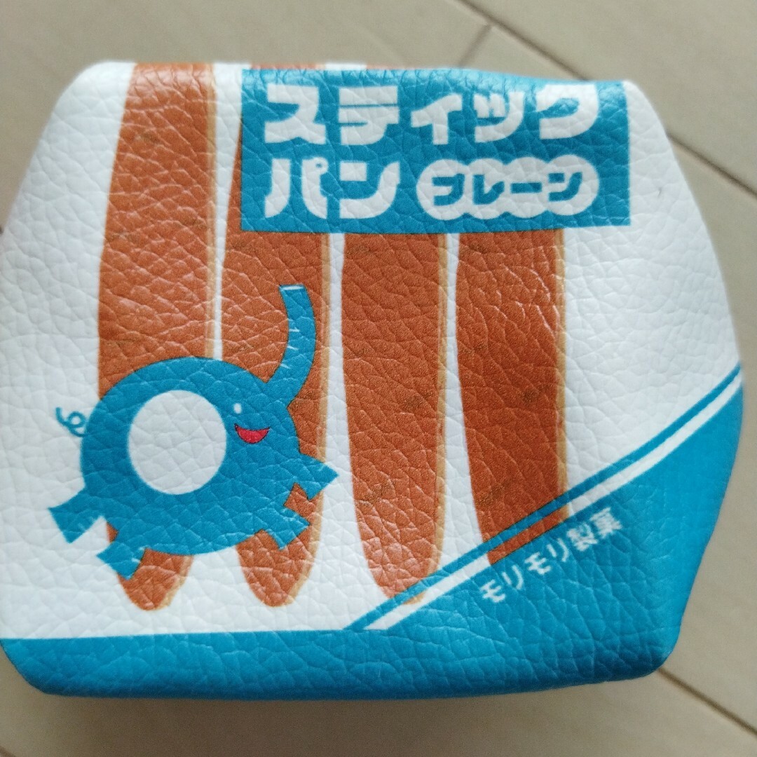 レトロパン　CUBEポーチ エンタメ/ホビーのおもちゃ/ぬいぐるみ(キャラクターグッズ)の商品写真