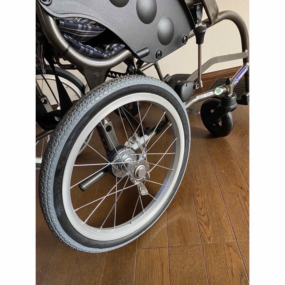 Kawamura Cycle(カワムラサイクル)のkerara様専用　車椅子　カワムラ　美品 その他のその他(その他)の商品写真