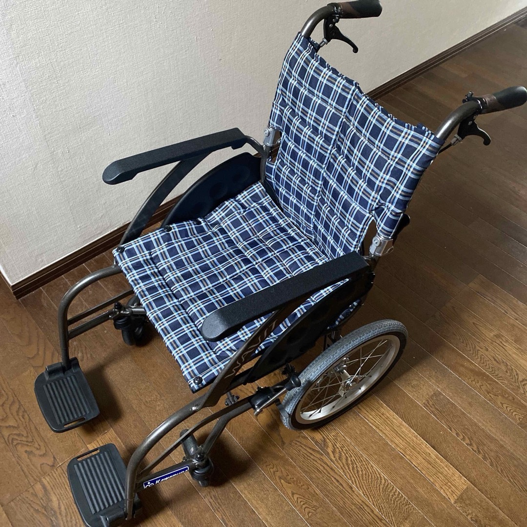 Kawamura Cycle(カワムラサイクル)のkerara様専用　車椅子　カワムラ　美品 その他のその他(その他)の商品写真