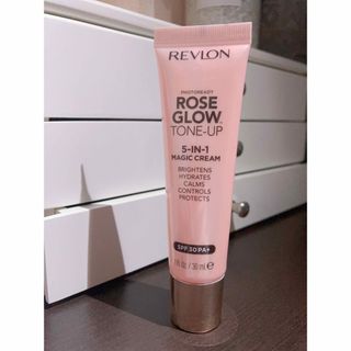 レブロン(REVLON)のレブロン フォトレディ ローズ グロウ トーンアップ クリーム(30ml)(化粧下地)