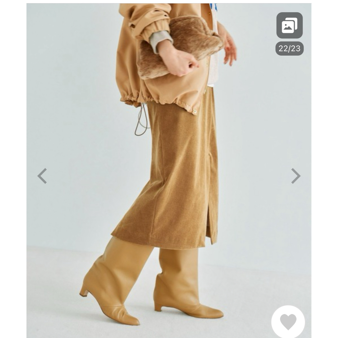 IENA(イエナ)のIENAコーデュロイ スリットタイトスカート　キャメル　36 レディースのスカート(ひざ丈スカート)の商品写真
