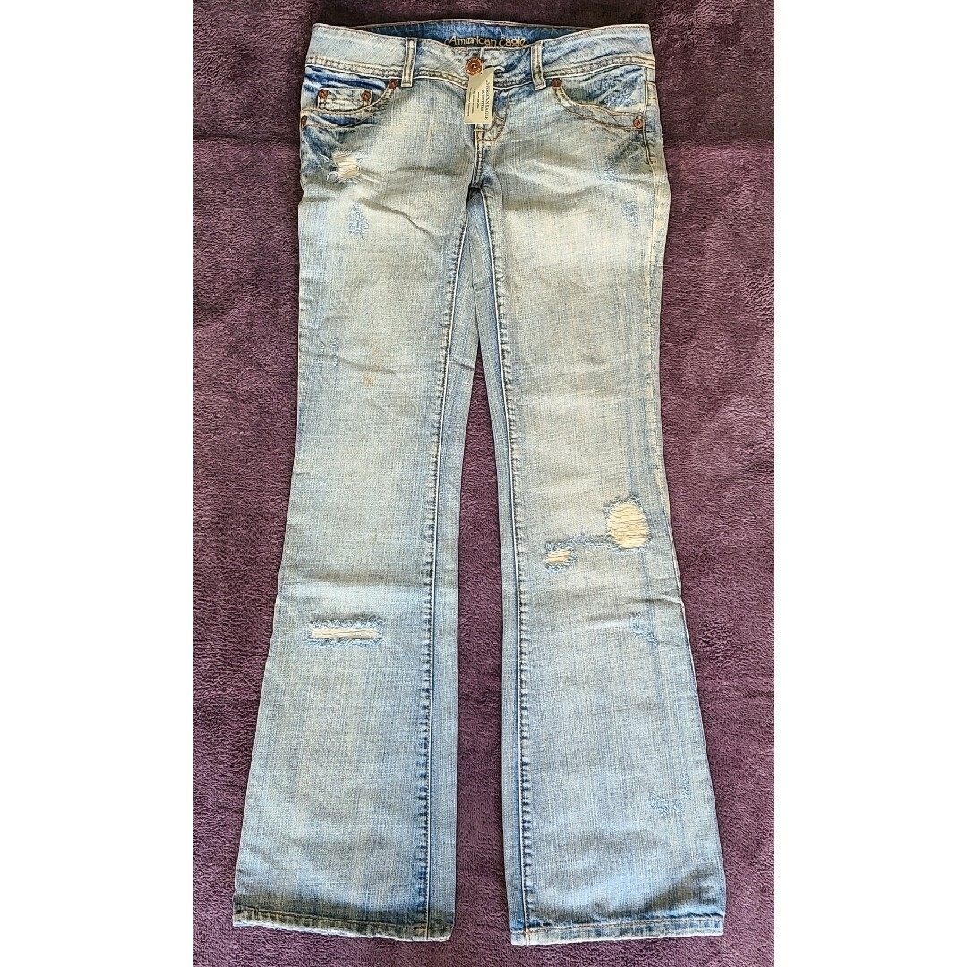 American Eagle(アメリカンイーグル)の【激安❗】american eagle タグ付き 2REG 未使用品 オシャレ レディースのパンツ(デニム/ジーンズ)の商品写真