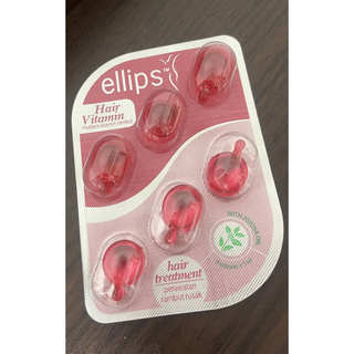 ellips ヘアビタミン　ヘアトリートメント オイルトリートメント♡(トリートメント)