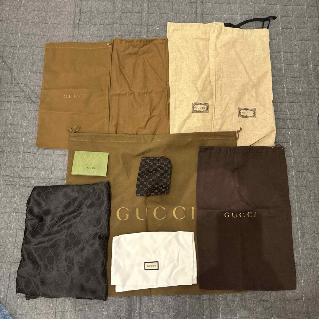 Gucci(グッチ)のGUCCI グッチ　保存袋　8枚セット レディースのバッグ(ショップ袋)の商品写真