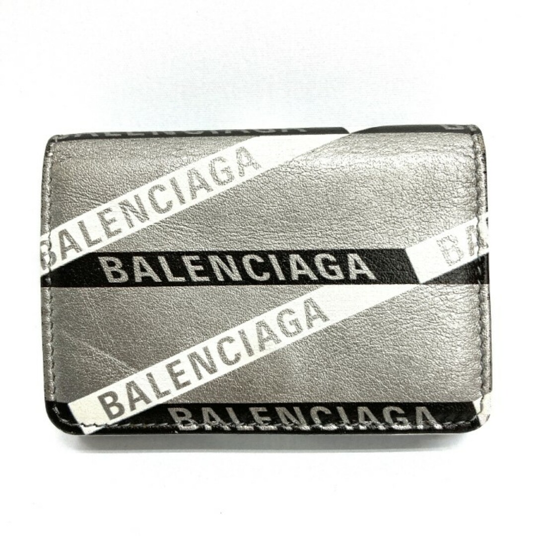 BALENCIAGA BAG(バレンシアガバッグ)の★BALENCIAGA バレンシアガ 551921 1480 三つ折り ミニ財布 エブリデイ コンパクトウォレット ロゴ レザー シルバー レディースのファッション小物(財布)の商品写真