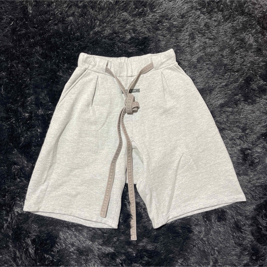 FEAR OF GOD(フィアオブゴッド)のfear of god 6th shorts メンズのパンツ(ショートパンツ)の商品写真