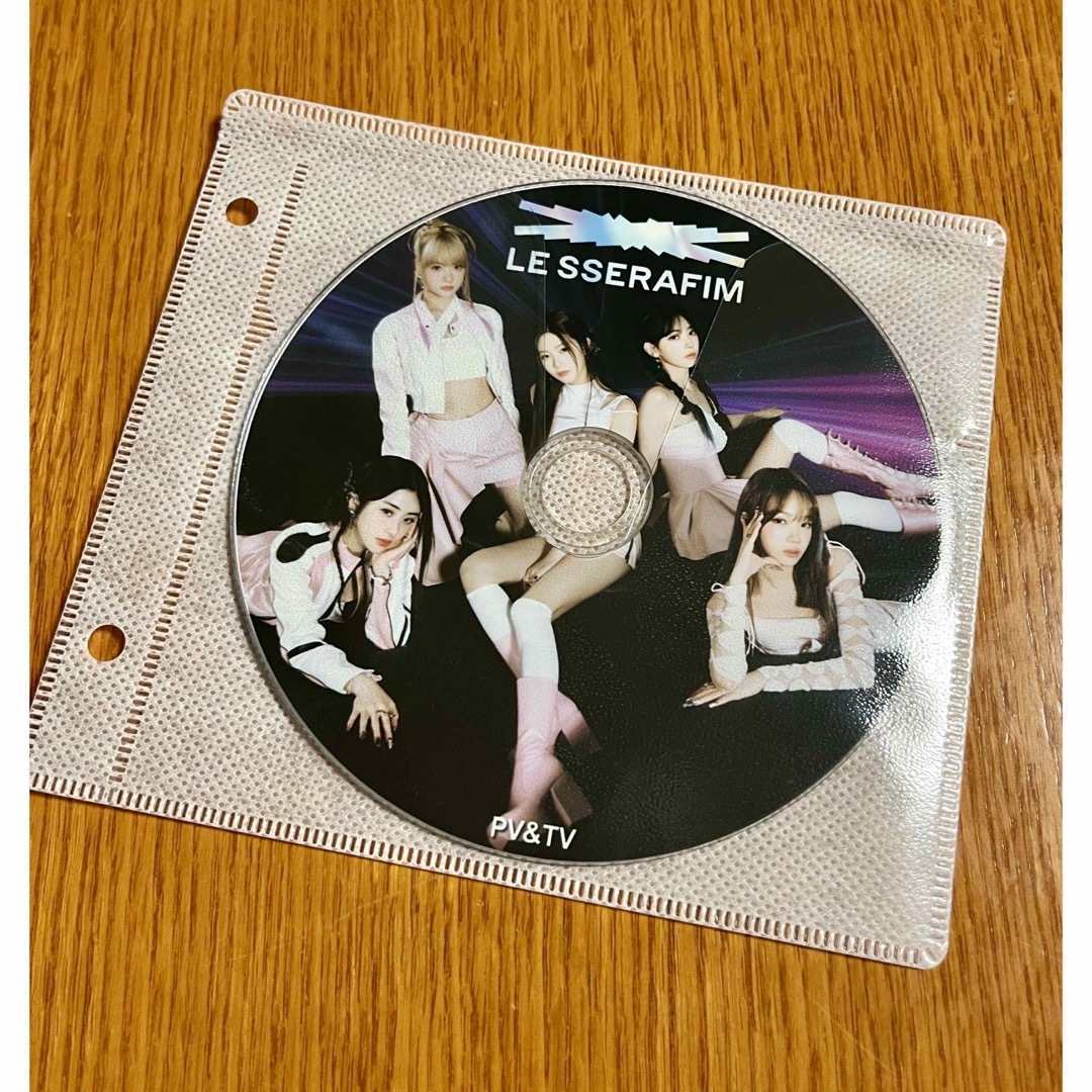 LE SSERAFIM(ルセラフィム)のLE SSERAFIM   ルセラフィム　DVD エンタメ/ホビーのCD(K-POP/アジア)の商品写真