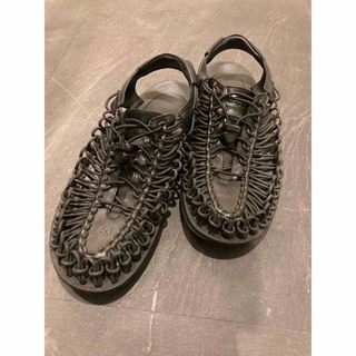 KEEN UNEEK PREMIUM LEATHER(サンダル)