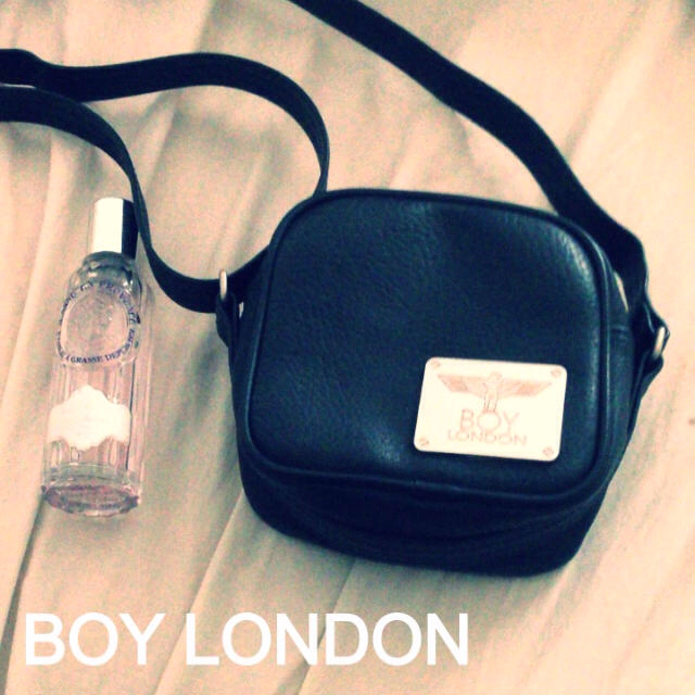 Boy London(ボーイロンドン)のBOY▲ミニショルダー レディースのバッグ(ショルダーバッグ)の商品写真